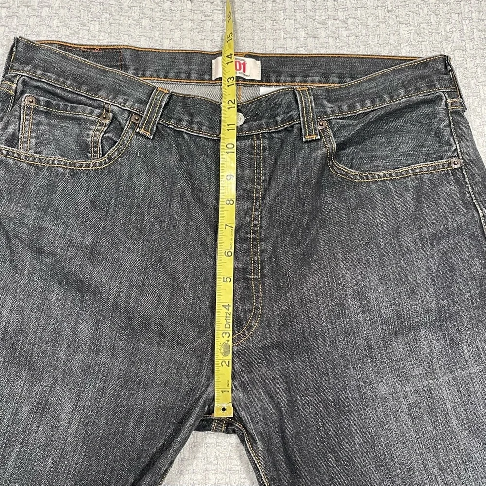 Men’s Levi’s 501 Straight Leg Button Fly 2009 Size 36x34 Gray/Black